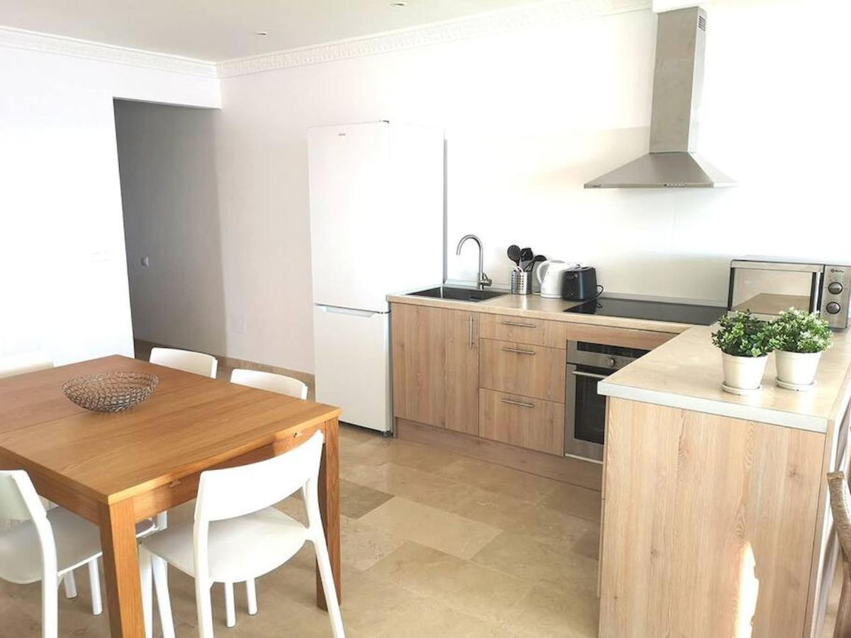 Amazing 3Bedroom Flat With Seafront Views & Pool By Sharingco Marbella Kültér fotó