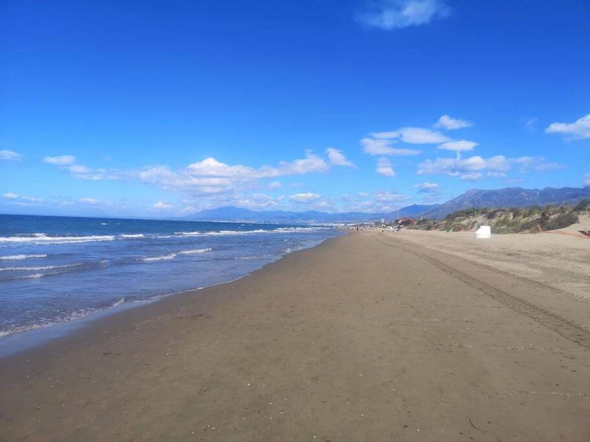 Amazing 3Bedroom Flat With Seafront Views & Pool By Sharingco Marbella Kültér fotó