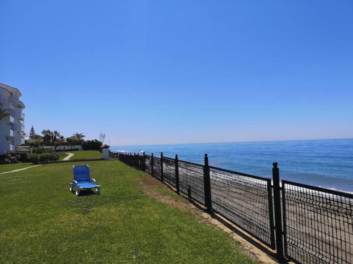 Amazing 3Bedroom Flat With Seafront Views & Pool By Sharingco Marbella Kültér fotó